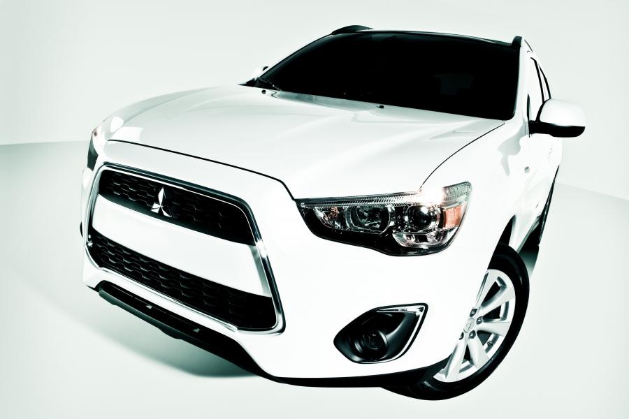  Mitsubishi Outlander Sport 2013 года  (фото 15 из 83)